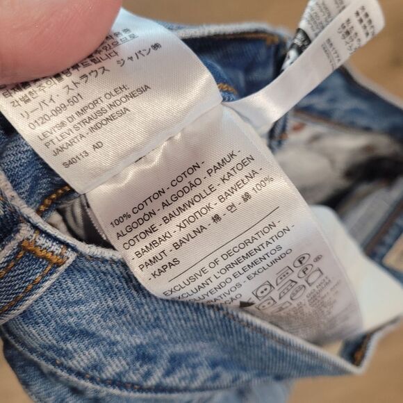 Levi Wedgie High Waist Distressed Ankle Jeans Size 25 - Picture 5 of 9